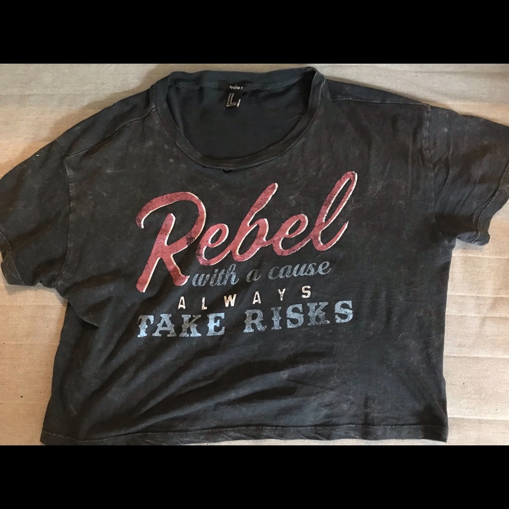 Black Distressed Cropped Print Teeshirt